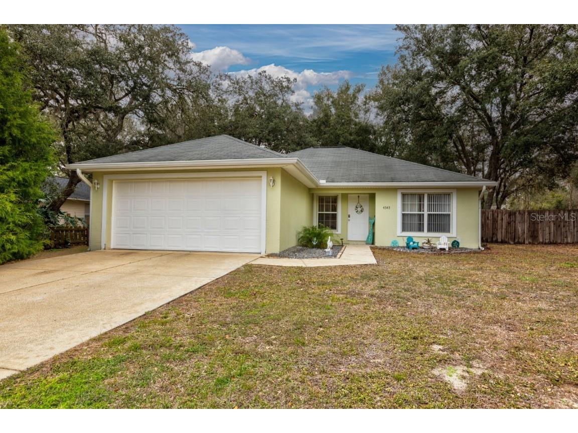 4343 Lemon Street Lady Lake FL 32159 G5091944 image1