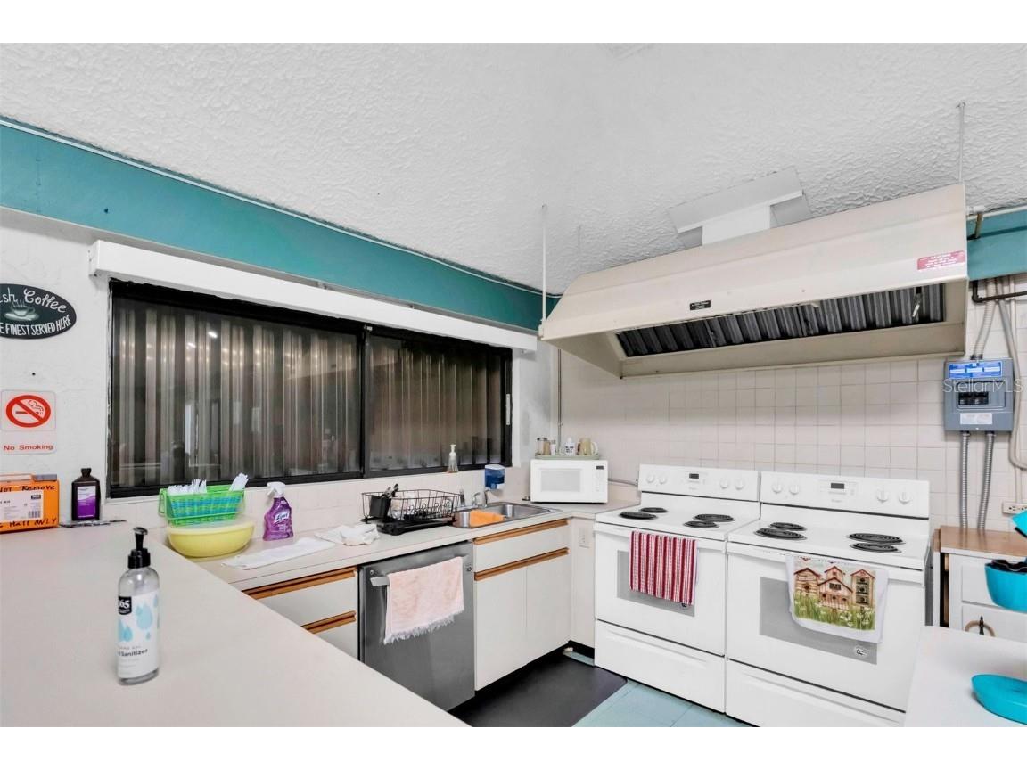 4343 Summersun Drive #4343 New Port Richey FL 34652 W7881470 image45