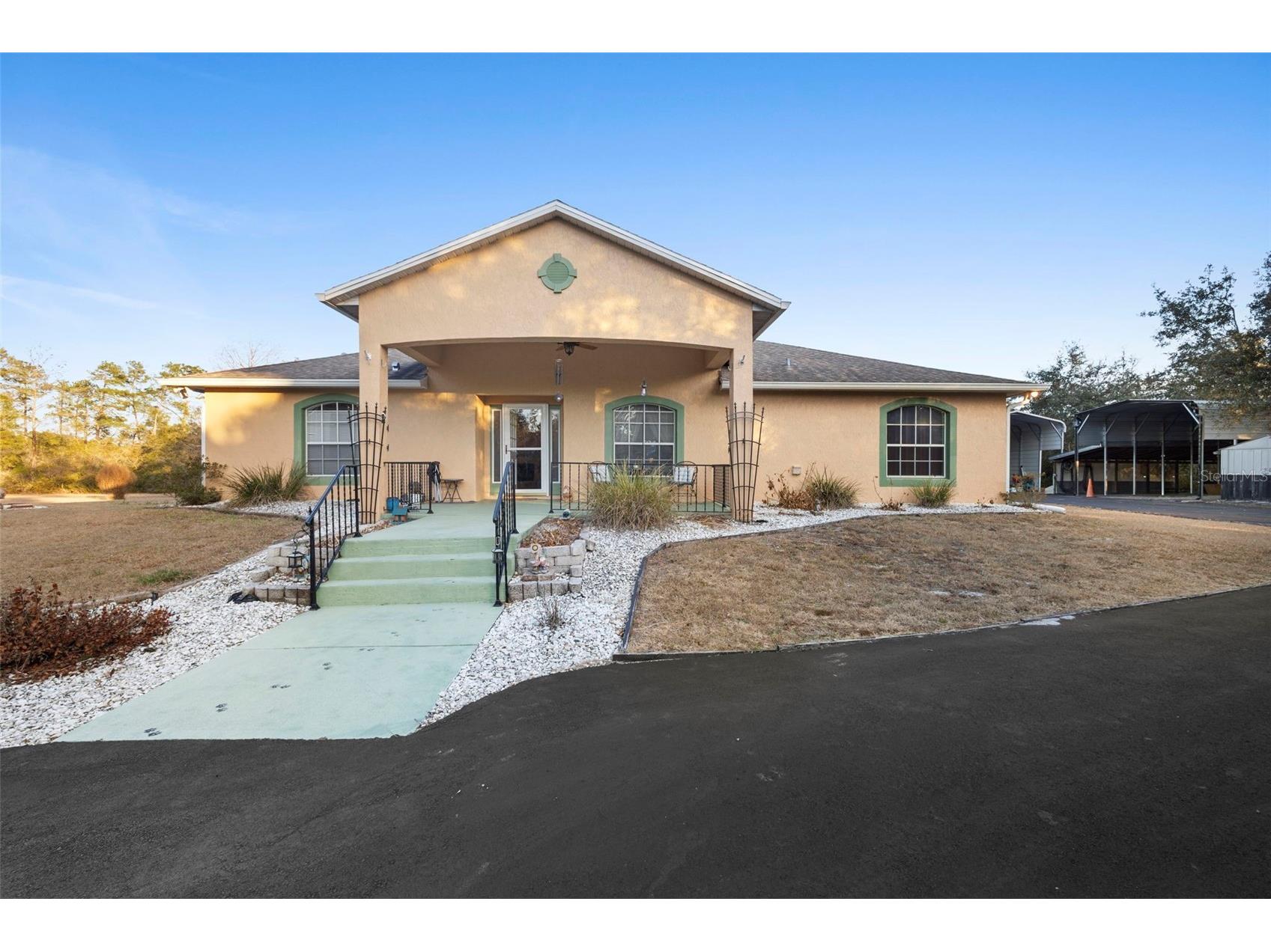 43438 Natchez Street Deland FL 32720 V4947300 image1