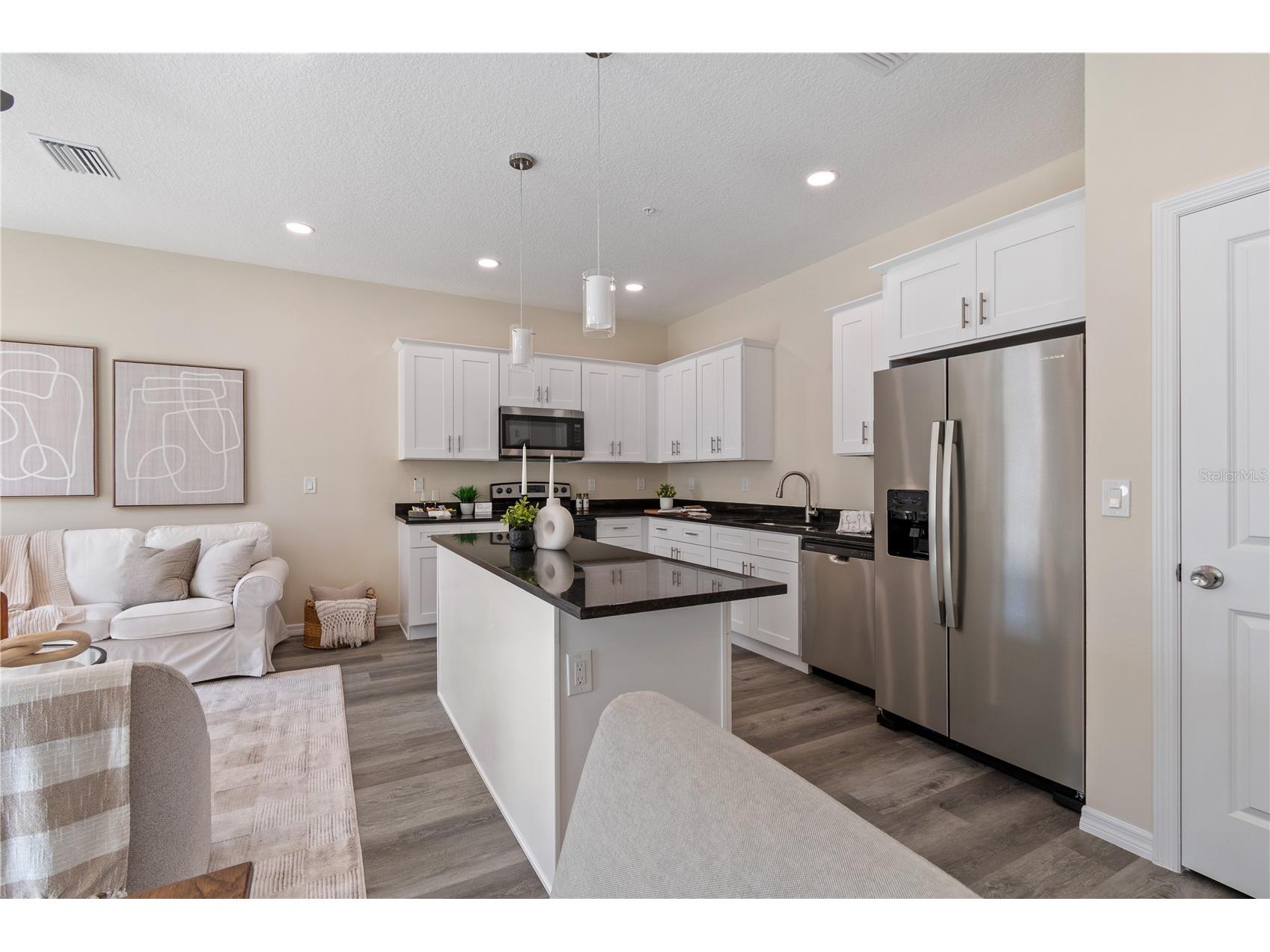 4344 Cambio Gardens Court Tampa FL 33610 TB8474163 image12