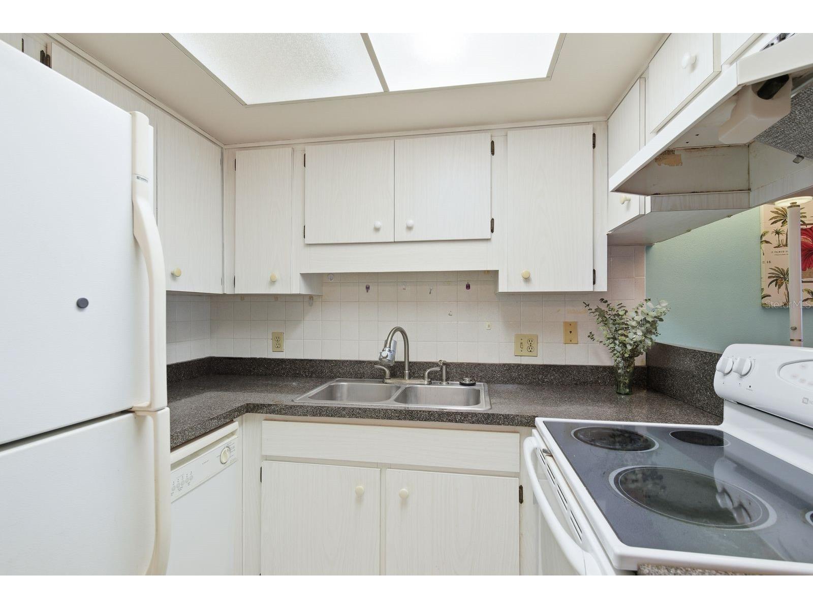 4344 Tahitian Gardens Circle #B Holiday FL 34691 TB8515536 image11
