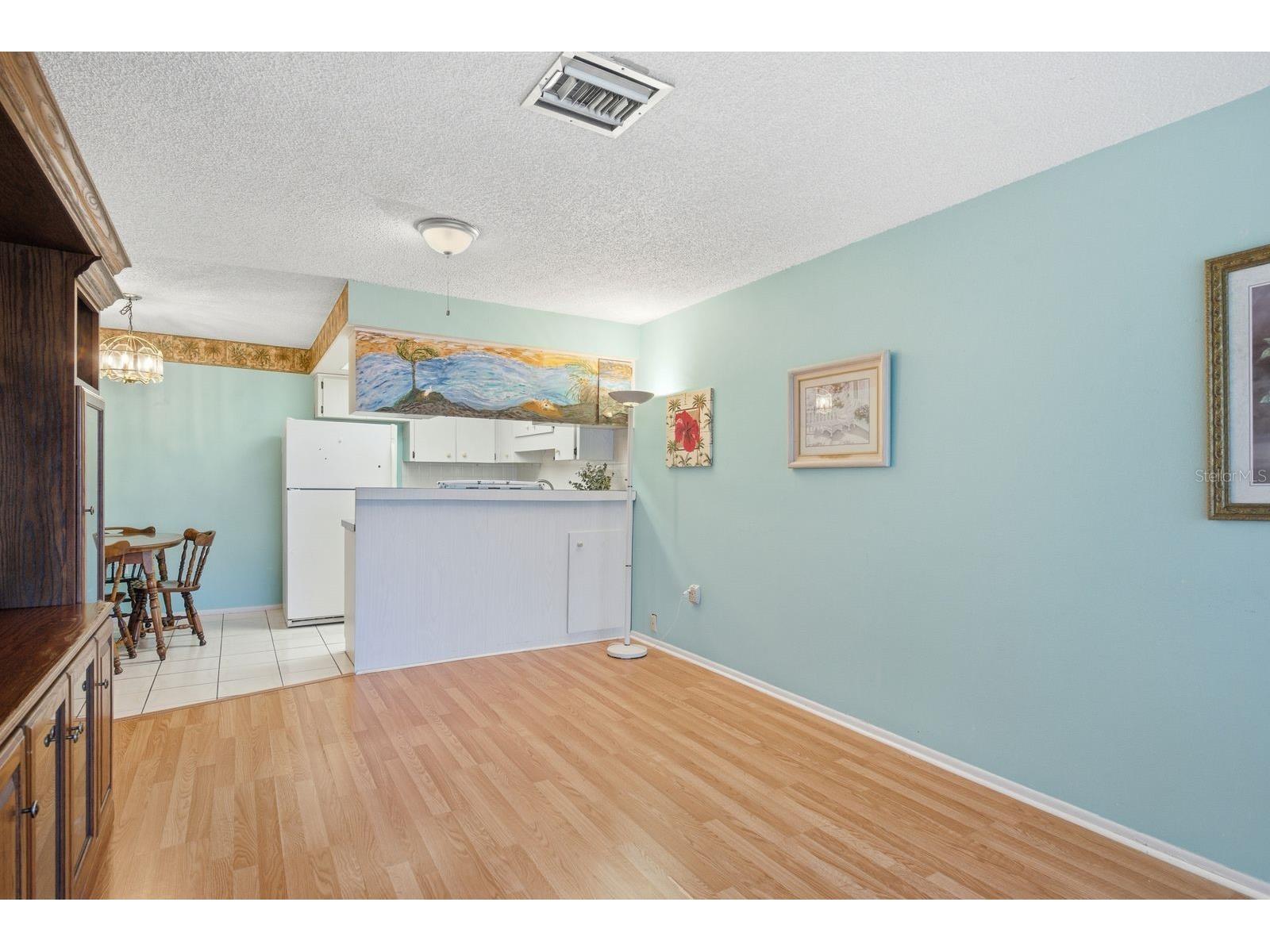4344 Tahitian Gardens Circle #B Holiday FL 34691 TB8515536 image4