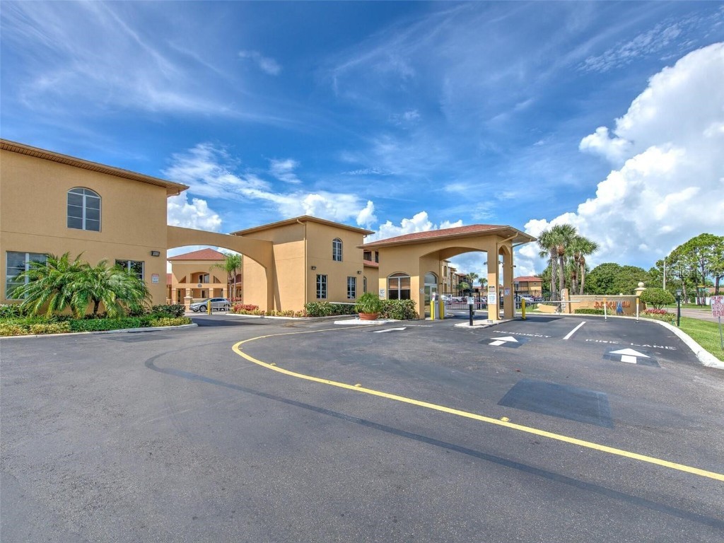 4345 Bayside Village Drive #102 Tampa FL 33615 T3515505 image1