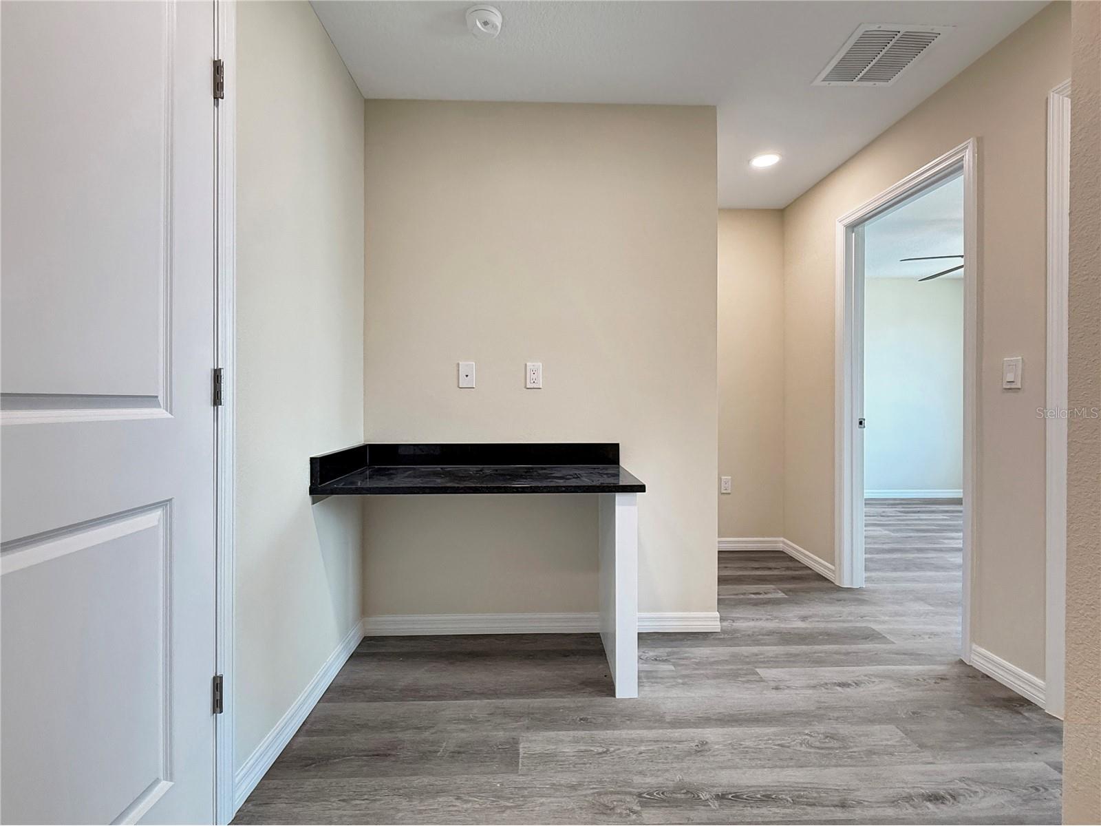 4345 Cambio Gardens Court Tampa FL 33610 TB8517585 image22