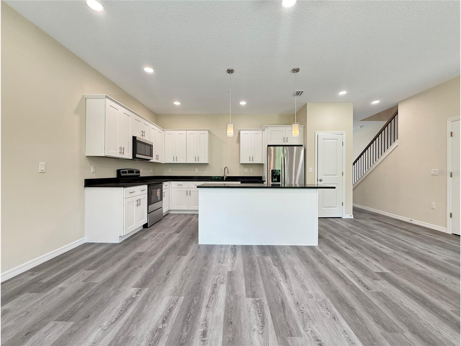 4345 Cambio Gardens Court Tampa FL 33610 TB8517585 image6