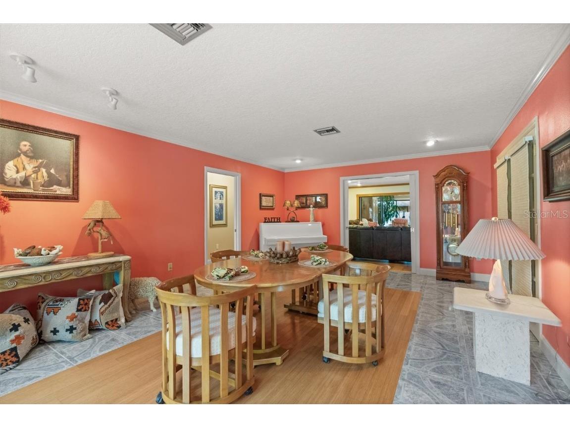 4345 Corley Island Road Leesburg FL 34748 - LAKE HARRIS G5104166 image8