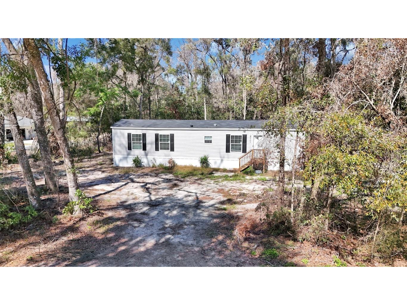 4345 NE 140th Place Anthony FL 32617 OM695889 image1