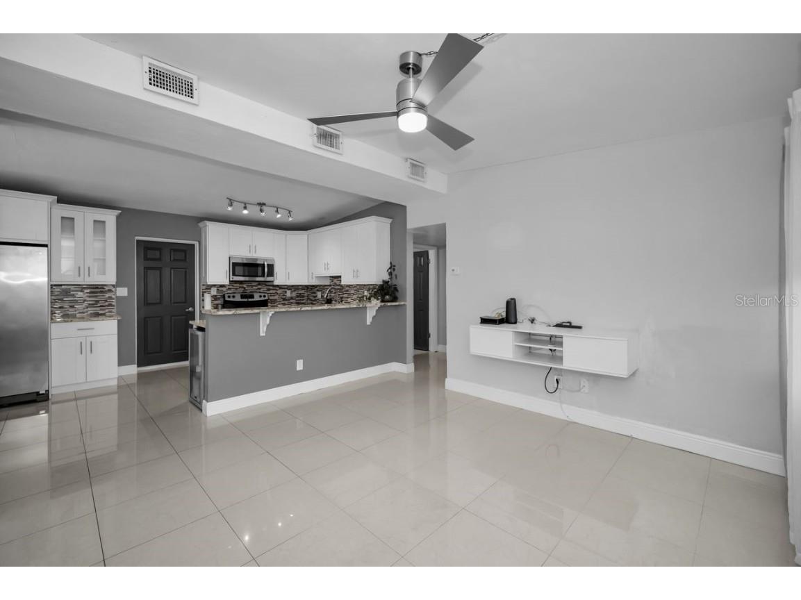 4346 14th Avenue N Saint Petersburg FL 33713 TB8407008 image5