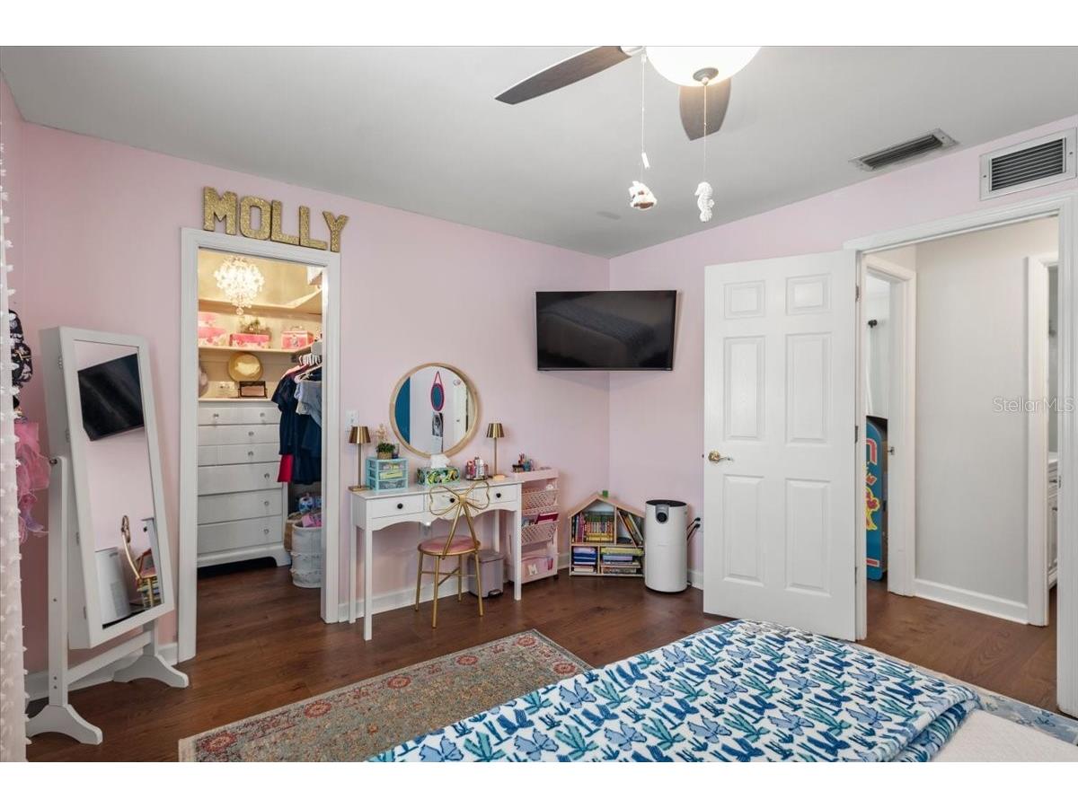 4346 Meadowland Circle Sarasota FL 34233 A4700705 image26