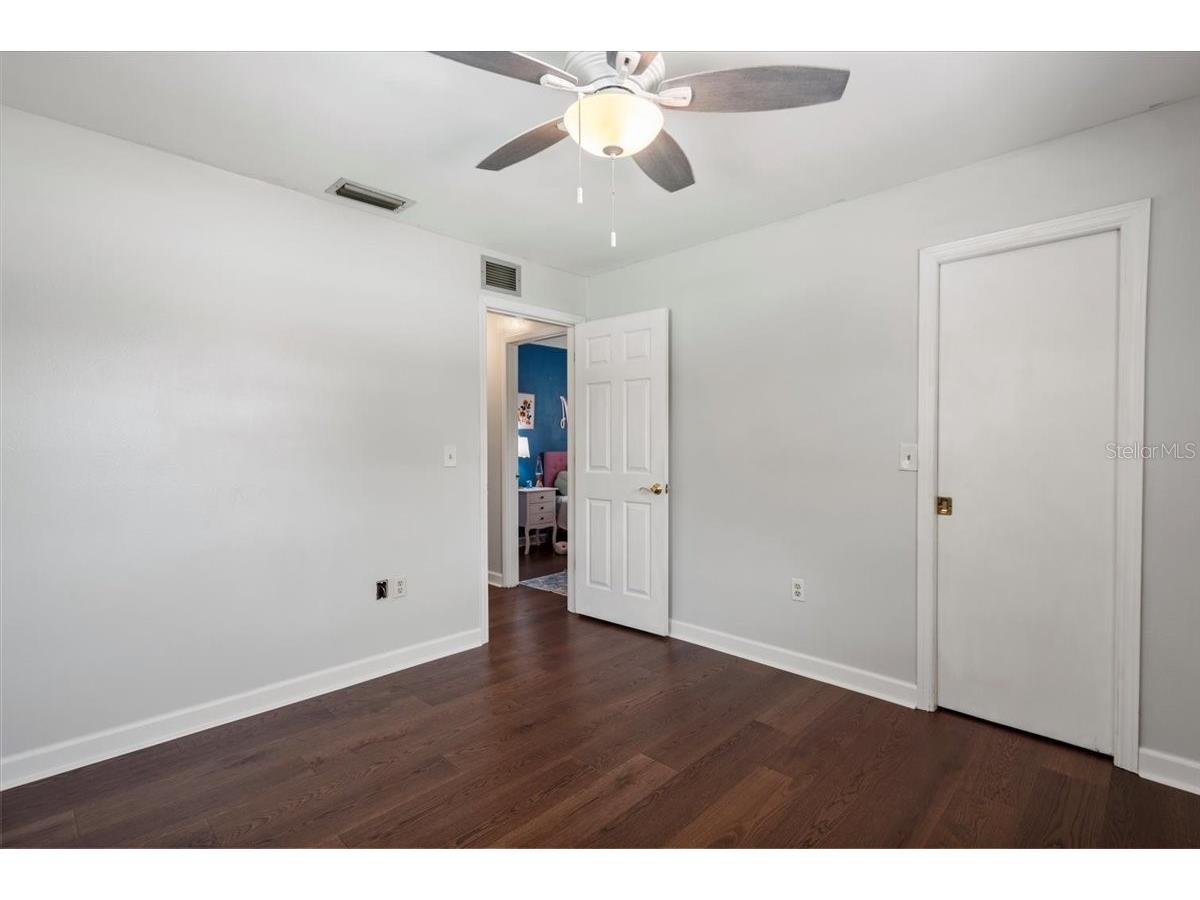 4346 Meadowland Circle Sarasota FL 34233 A4700705 image31