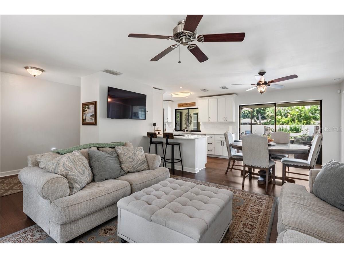 4346 Meadowland Circle Sarasota FL 34233 A4700705 image8