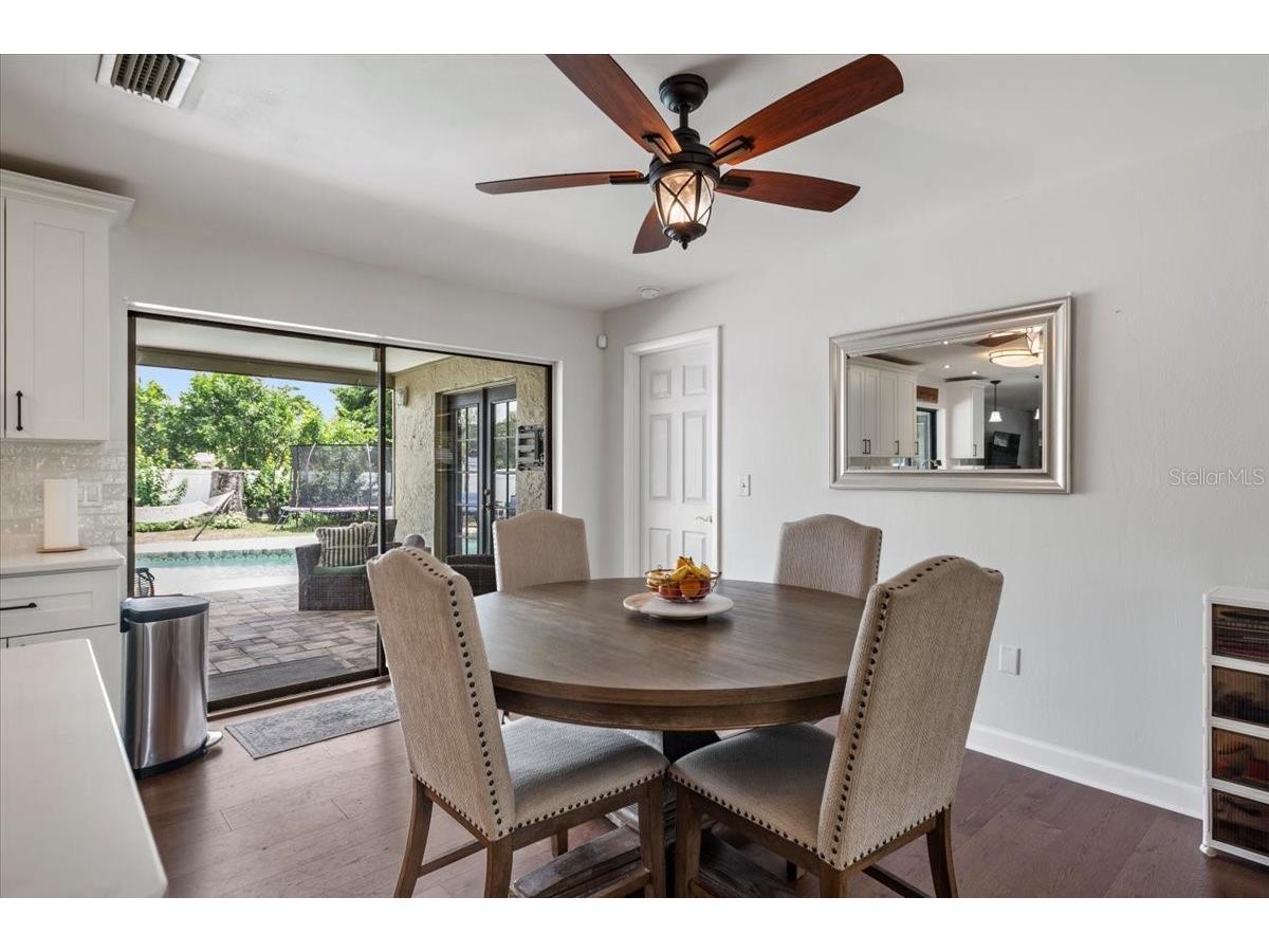 4346 Meadowland Circle Sarasota FL 34233 A4700705 image9
