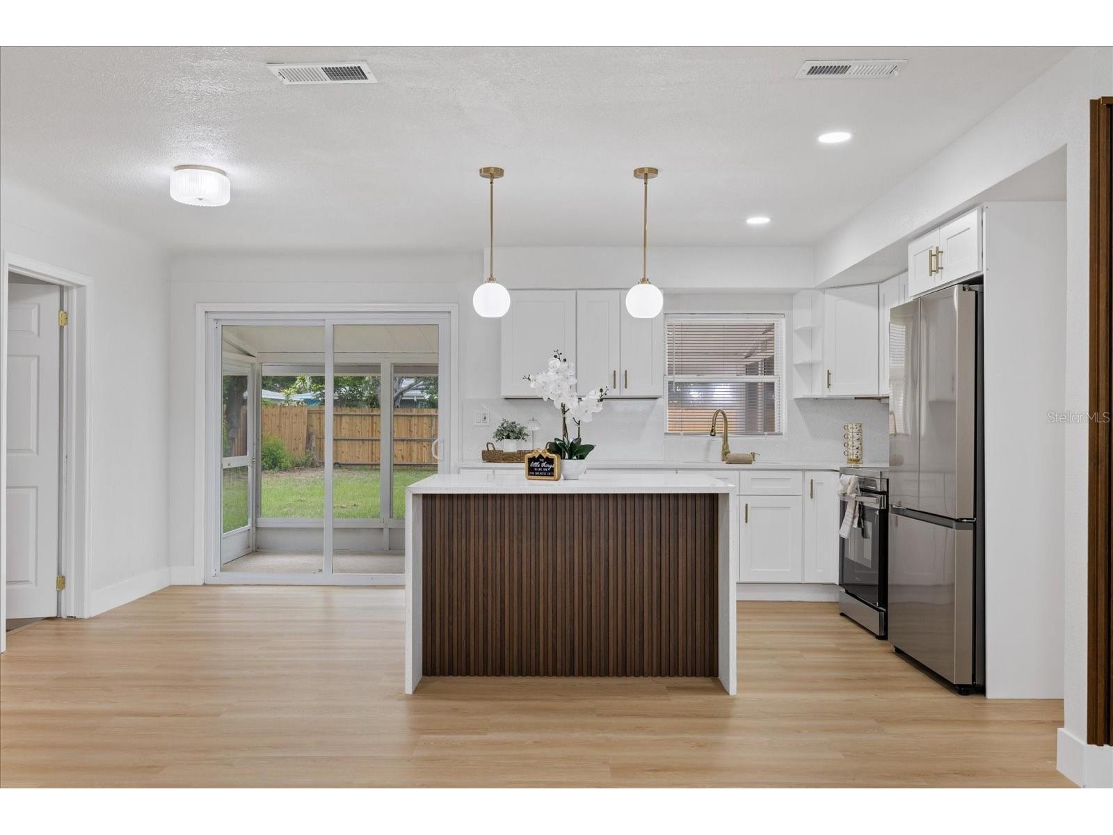 4347 16th Avenue N Saint Petersburg FL 33713 TB8515885 image13