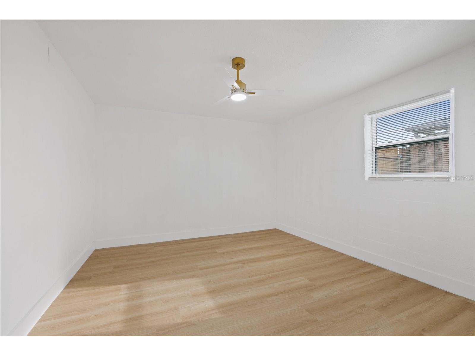 4347 16th Avenue N Saint Petersburg FL 33713 TB8515885 image33
