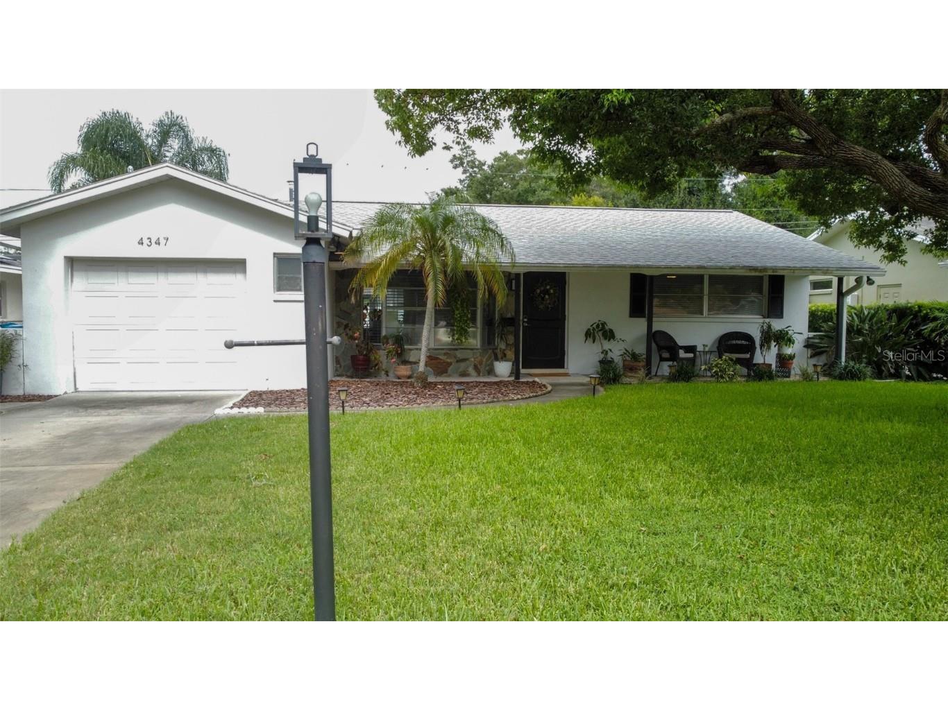 4347 56th Street N Kenneth City FL 33709 U8253290 image1