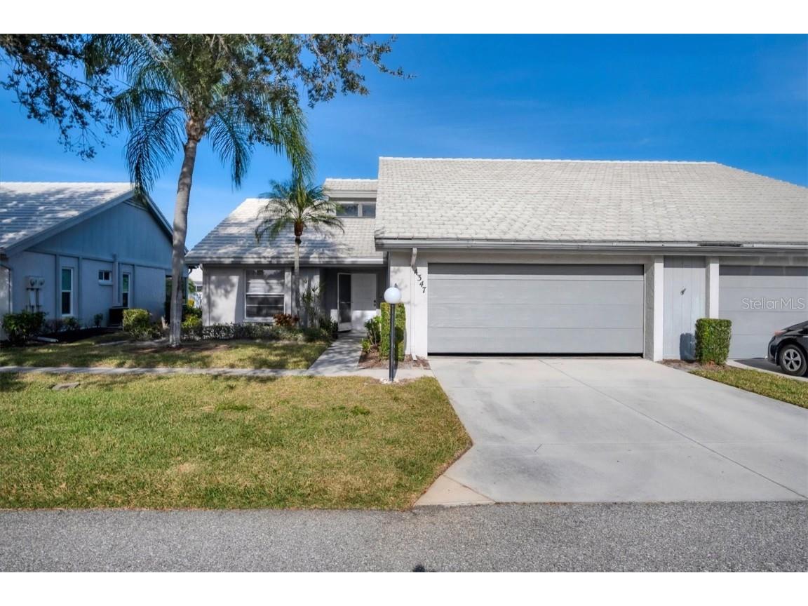 4347 Brittany Lane #61 Sarasota FL 34233 A4598802 image1