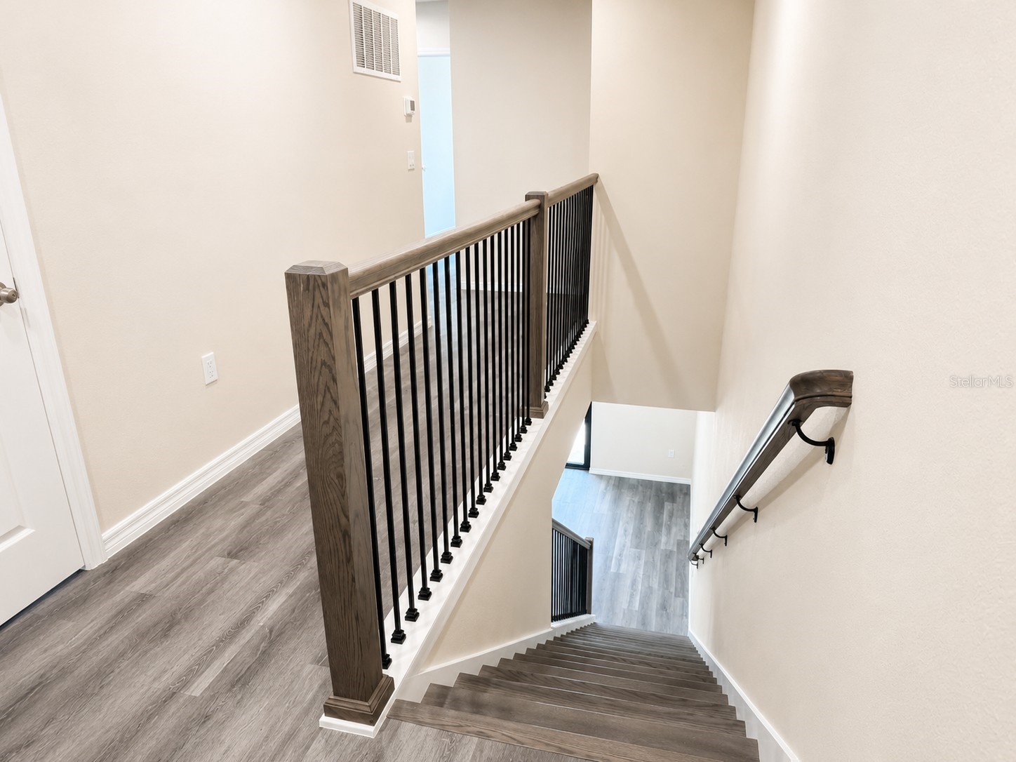 4347 Cambio Gardens Court Tampa FL 33610 TB8516847 image29