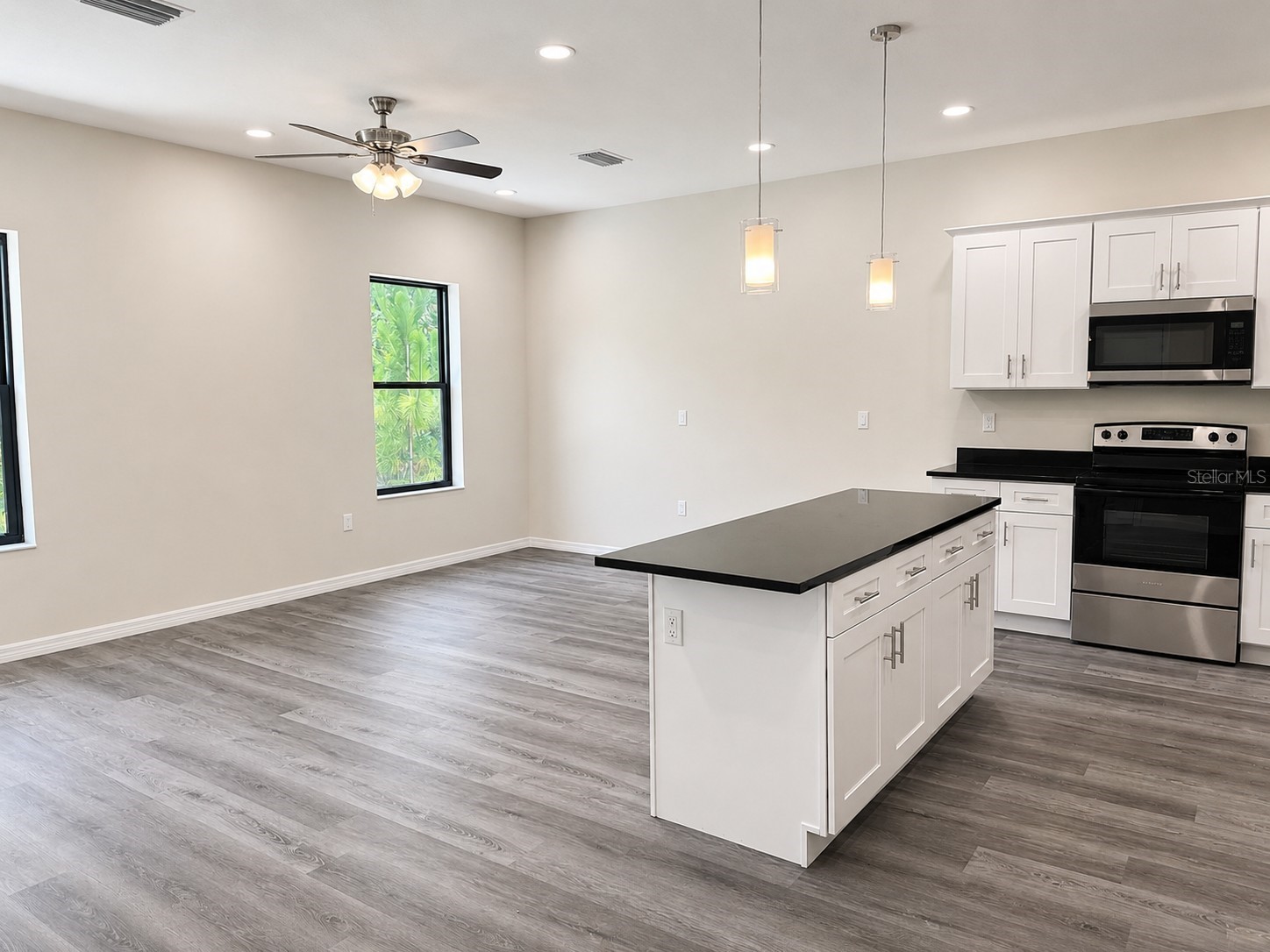4347 Cambio Gardens Court Tampa FL 33610 TB8516847 image8
