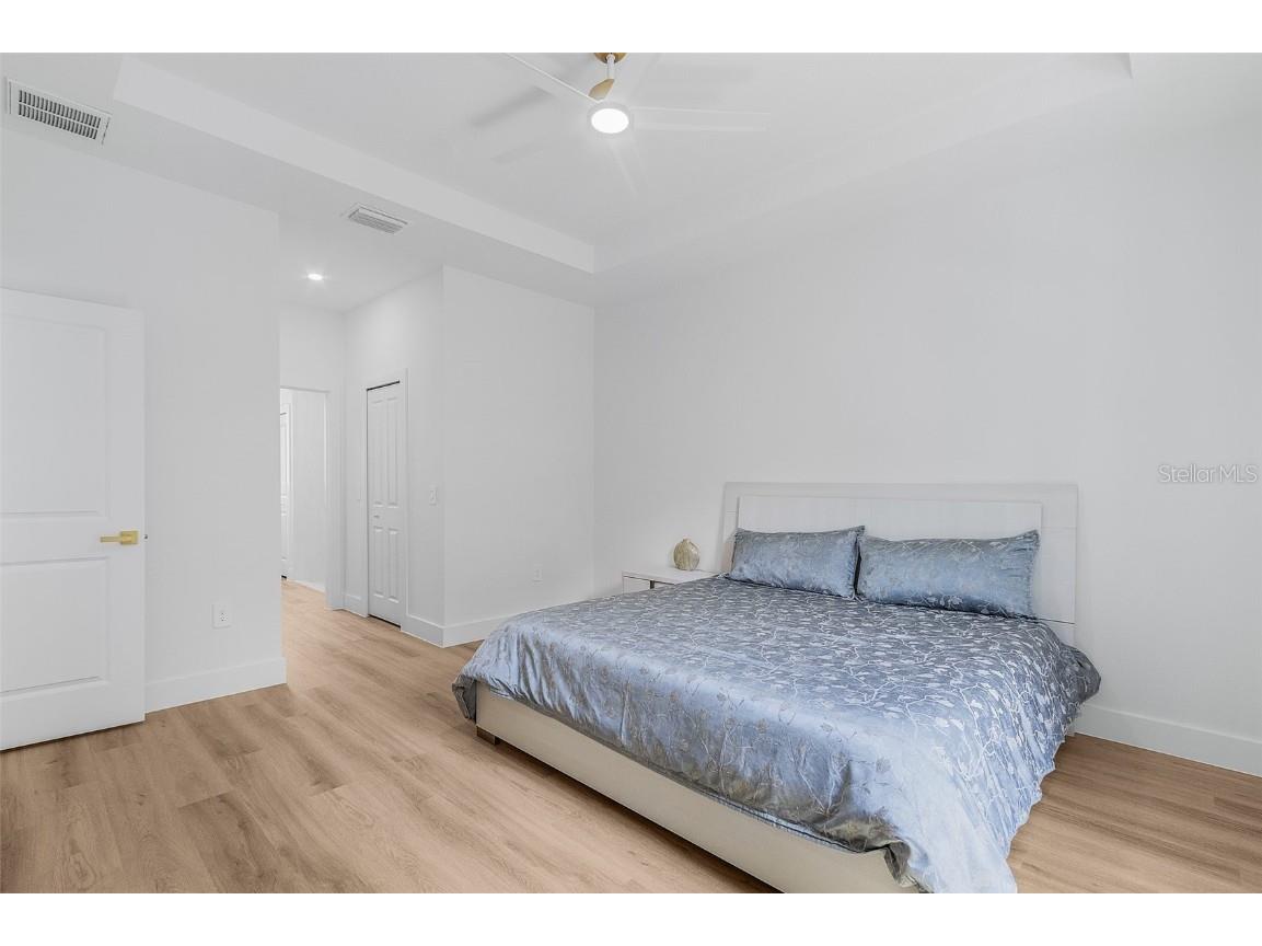 4347 E Price Boulevard North Port FL 34288 A4656455 image17