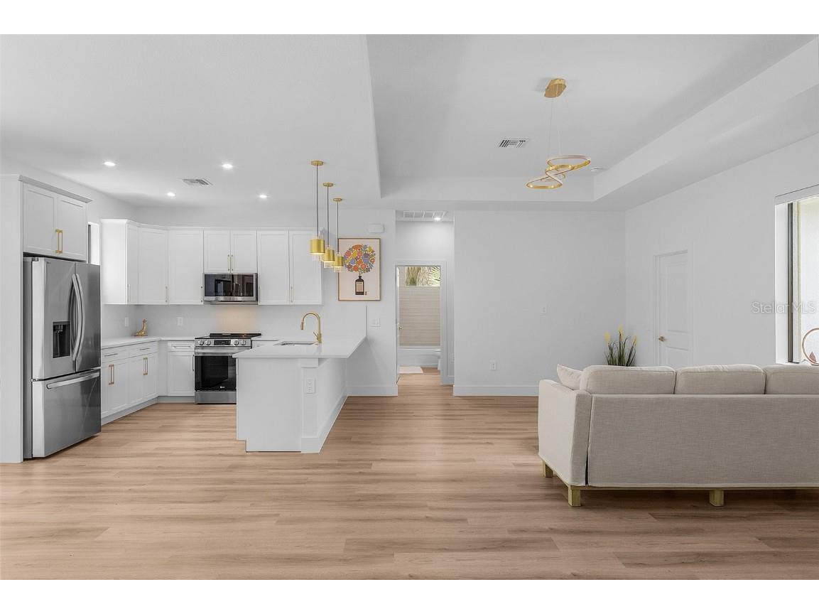 4347 E Price Boulevard North Port FL 34288 A4656455 image9