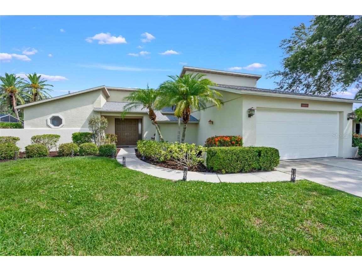 4347 Kingston Loop Sarasota FL 34238 A4618907 image1