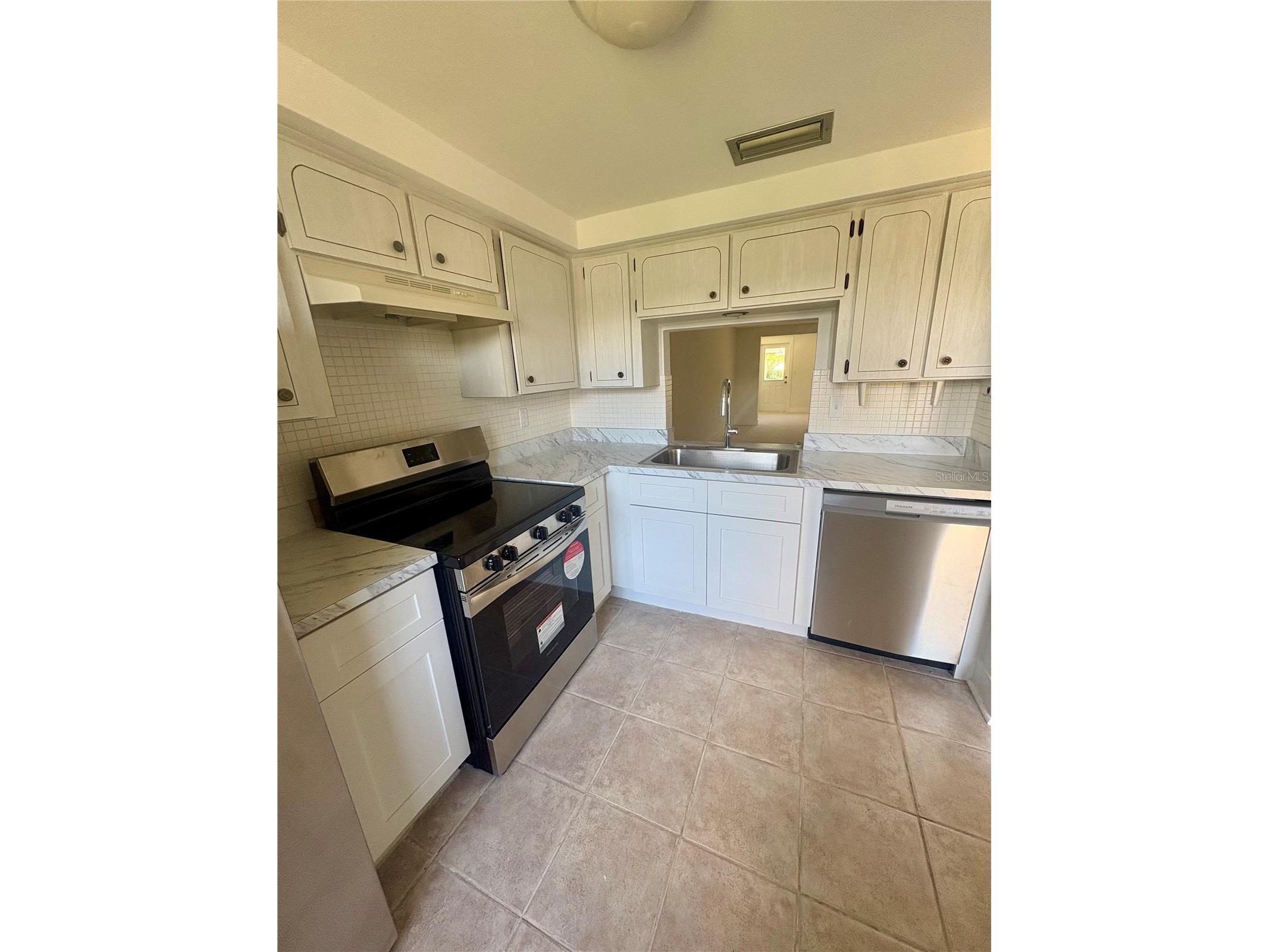 4347 Rustic Drive New Port Richey FL 34652 TB8523967 image4
