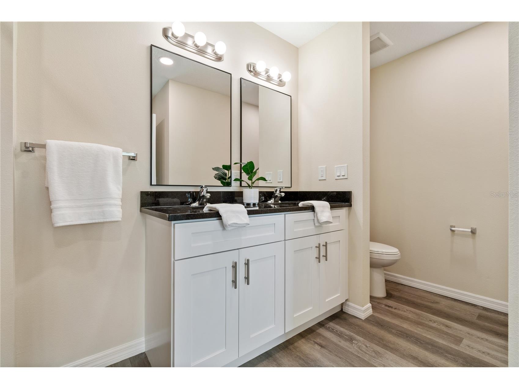 4348 Cambio Gardens Court Tampa FL 33610 TB8474156 image20