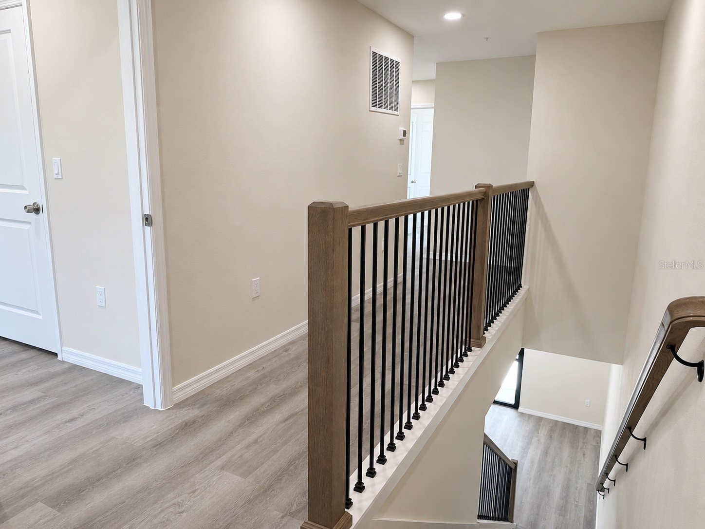 4349 Cambio Gardens Ct Tampa FL 33610 TB8517567 image27