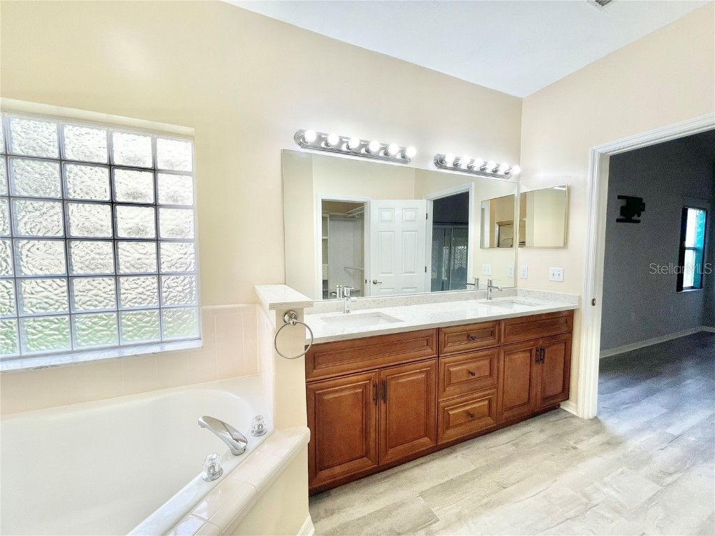 4349 NW 36th Street Gainesville FL 32605 GC535635 image19