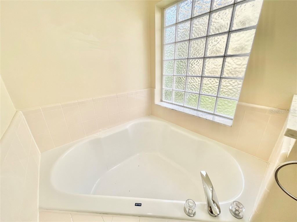 4349 NW 36th Street Gainesville FL 32605 GC535635 image20