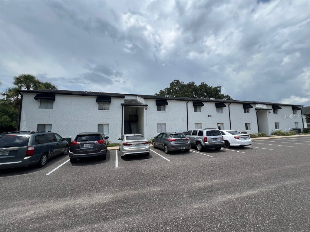 4349 S Semoran Boulevard #4 Orlando FL 32822 TB8421229 image1