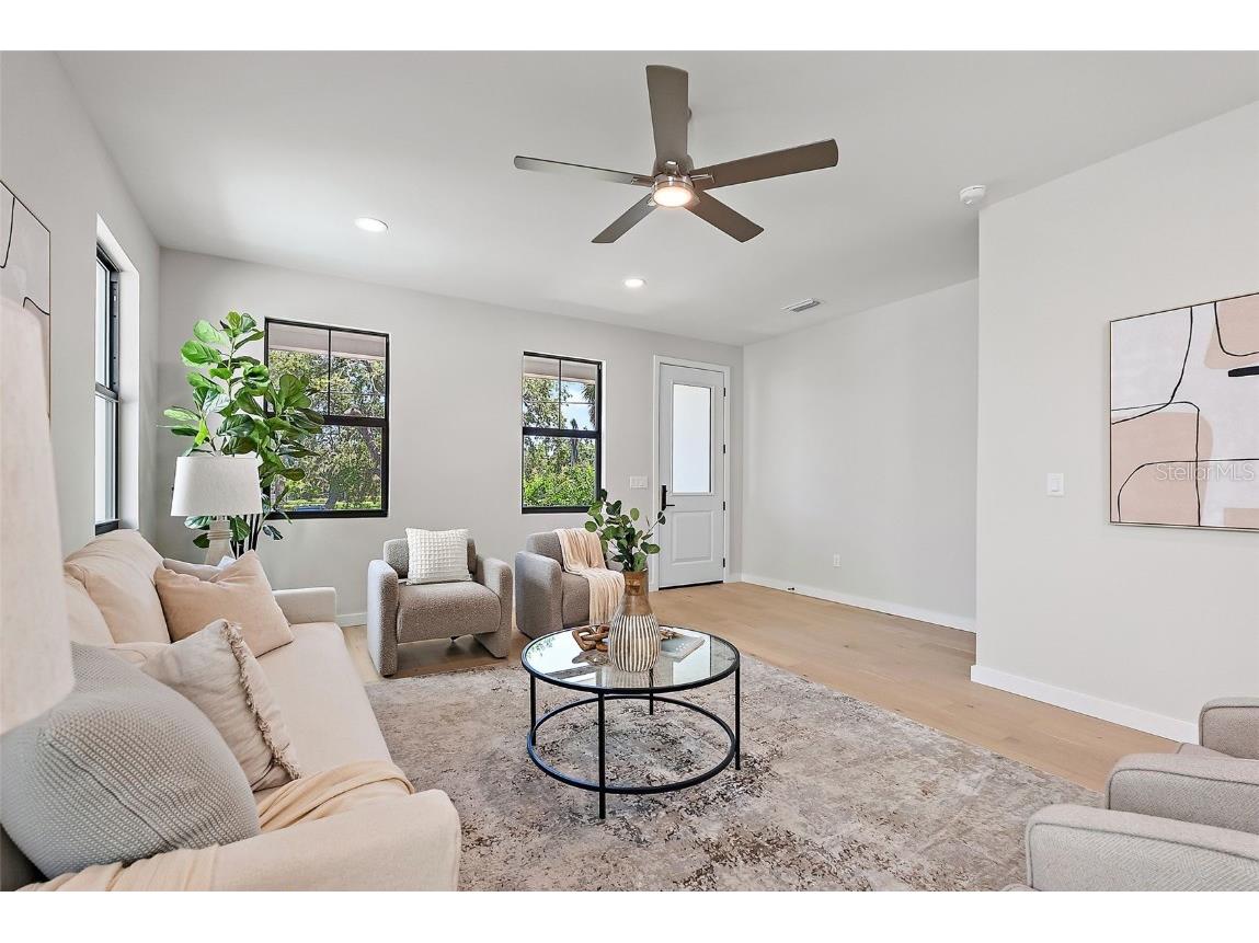 435 11th Avenue S Saint Petersburg FL 33701 TB8426548 image26