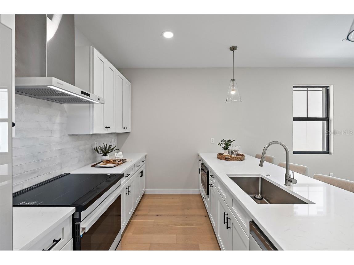 435 11th Avenue S Saint Petersburg FL 33701 TB8426548 image30