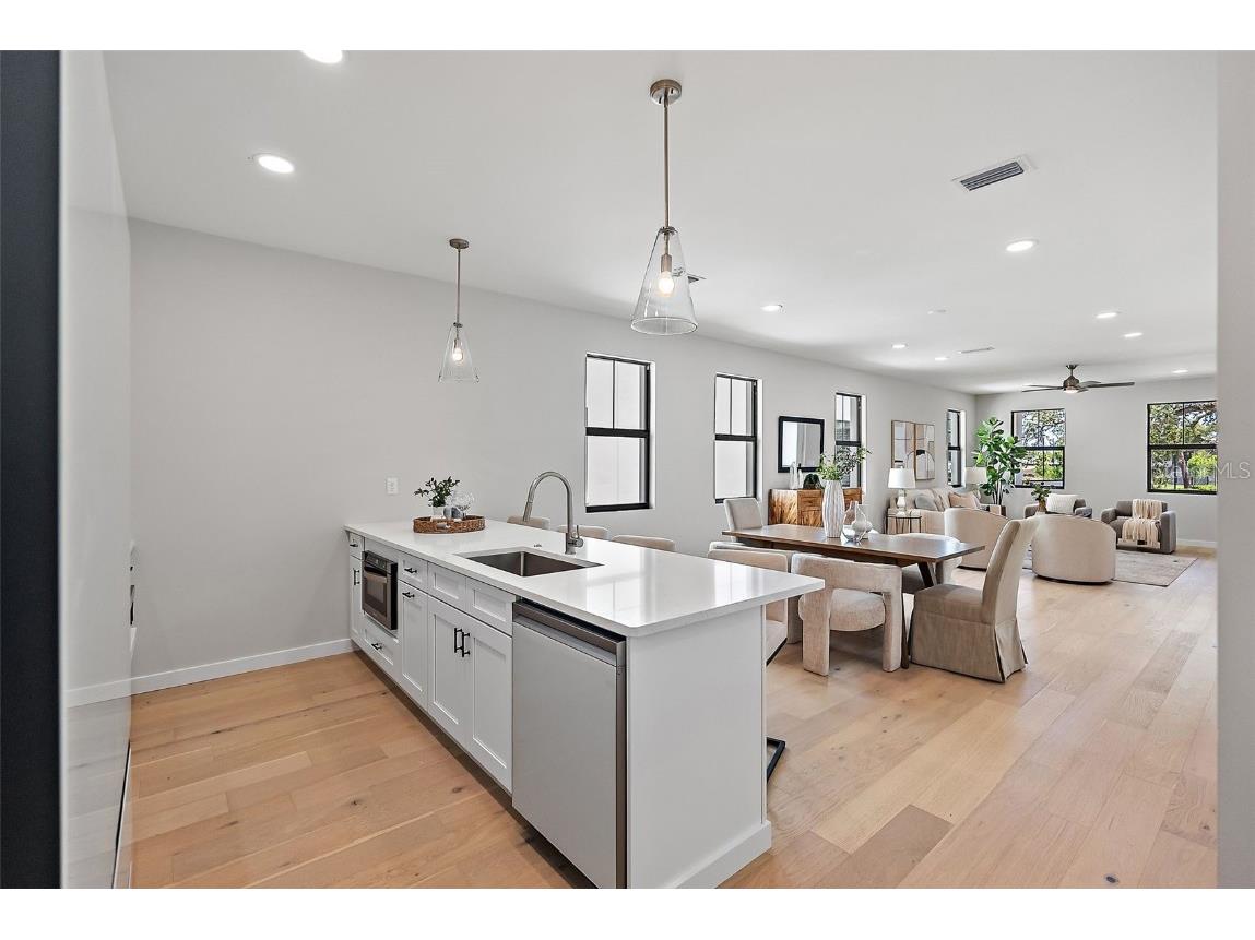 435 11th Avenue S Saint Petersburg FL 33701 TB8426548 image33