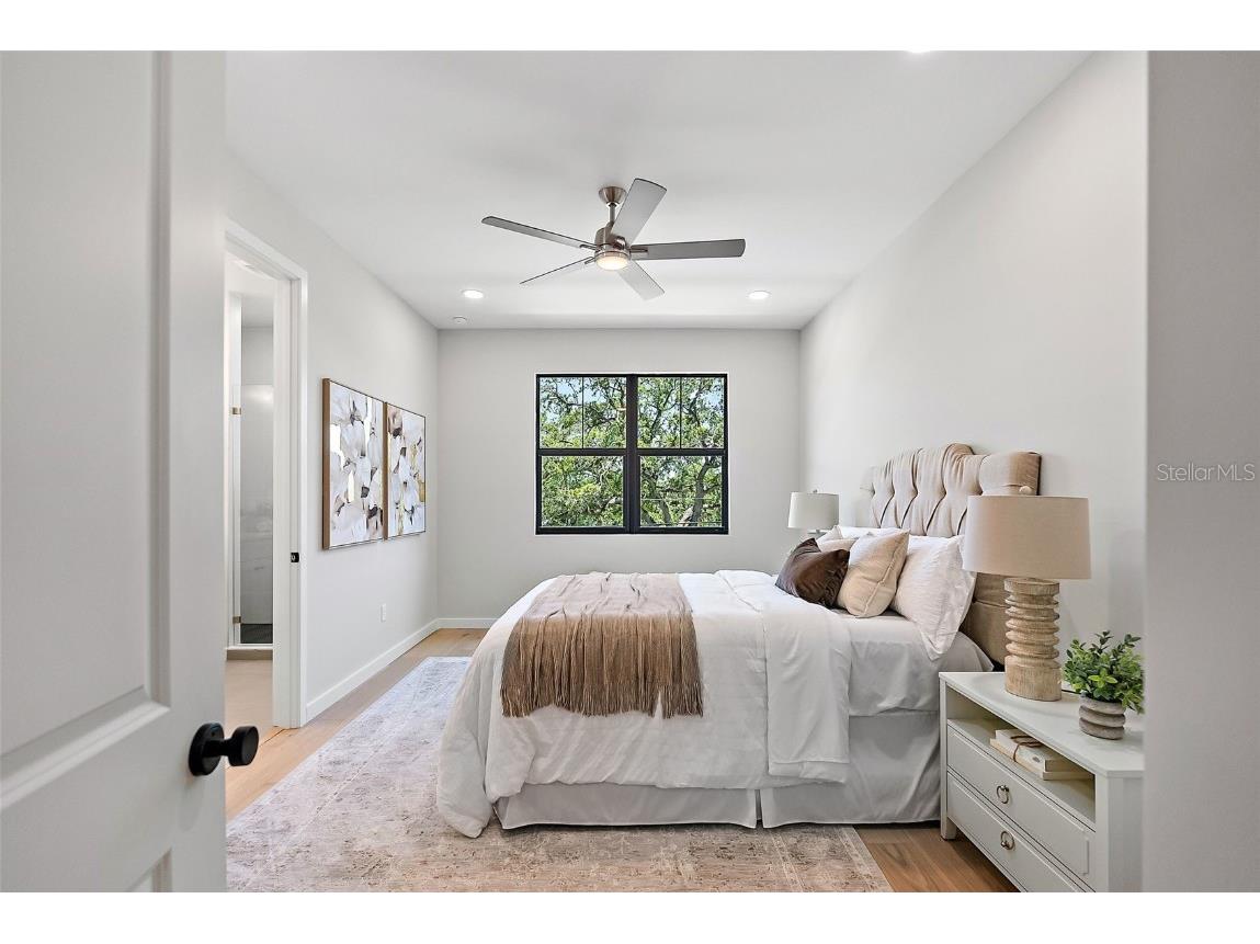 435 11th Avenue S Saint Petersburg FL 33701 TB8426548 image6