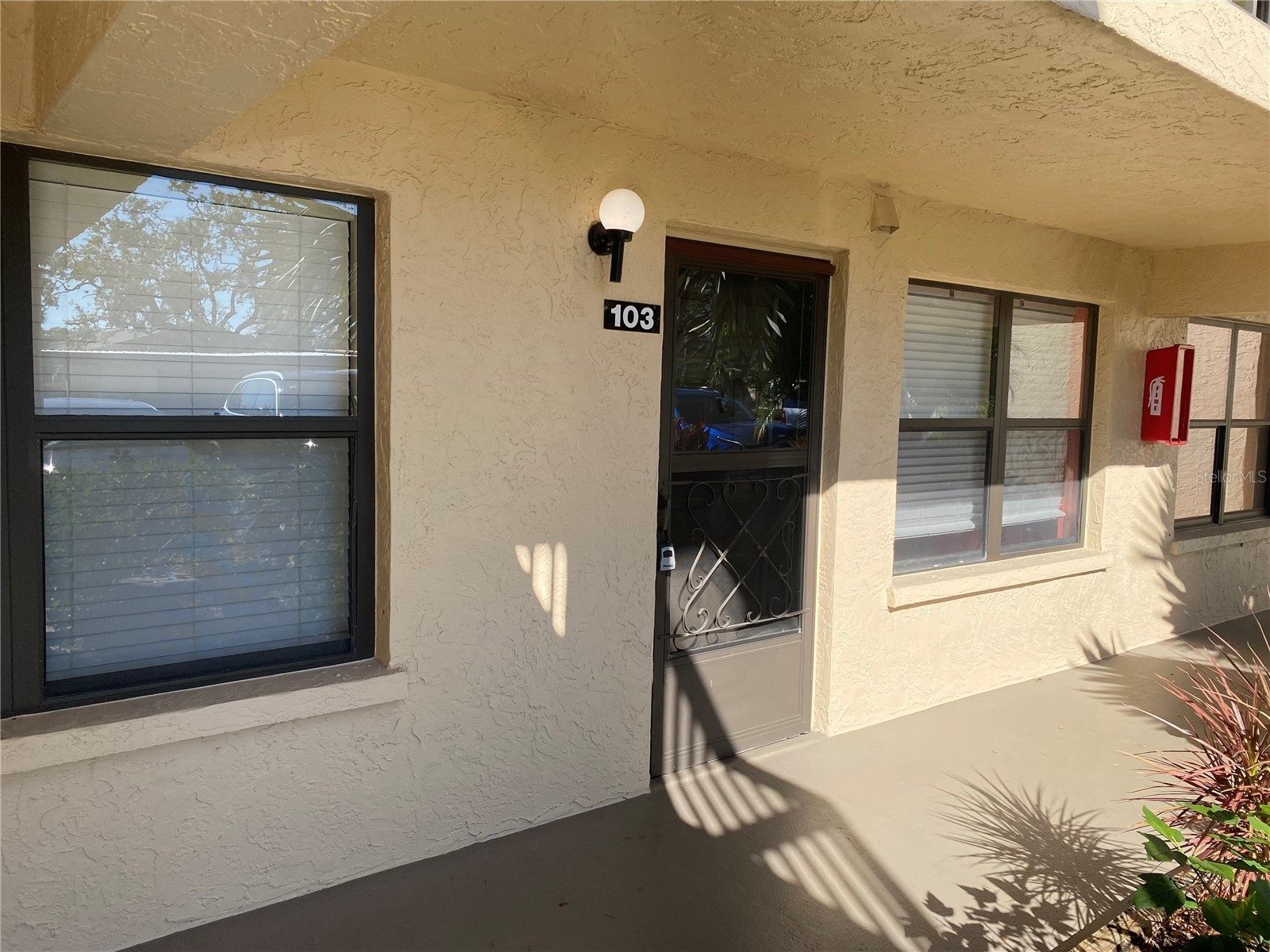 435 30th Avenue W #D103 Bradenton FL 34205 A4689936 image2
