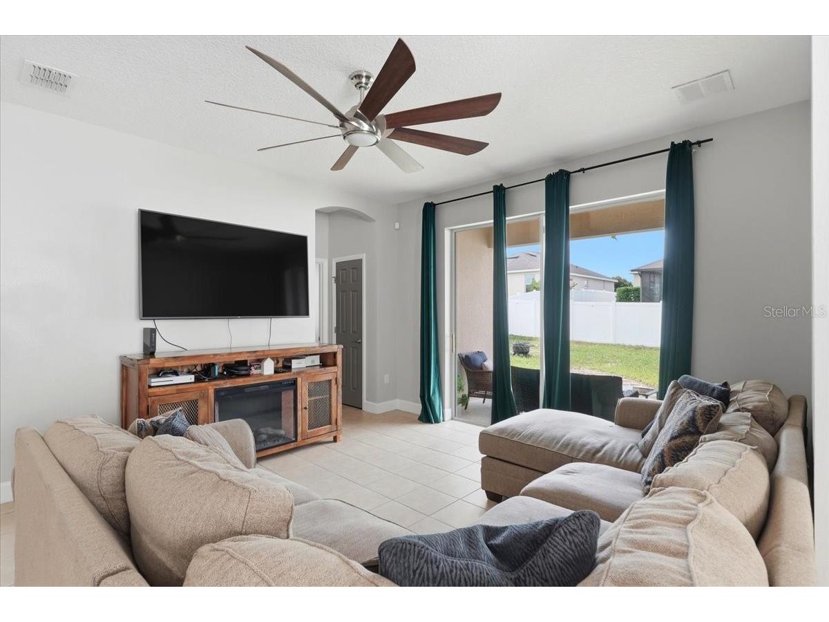 435 Aragosa Drive Davenport FL 33837 L4962430 image8