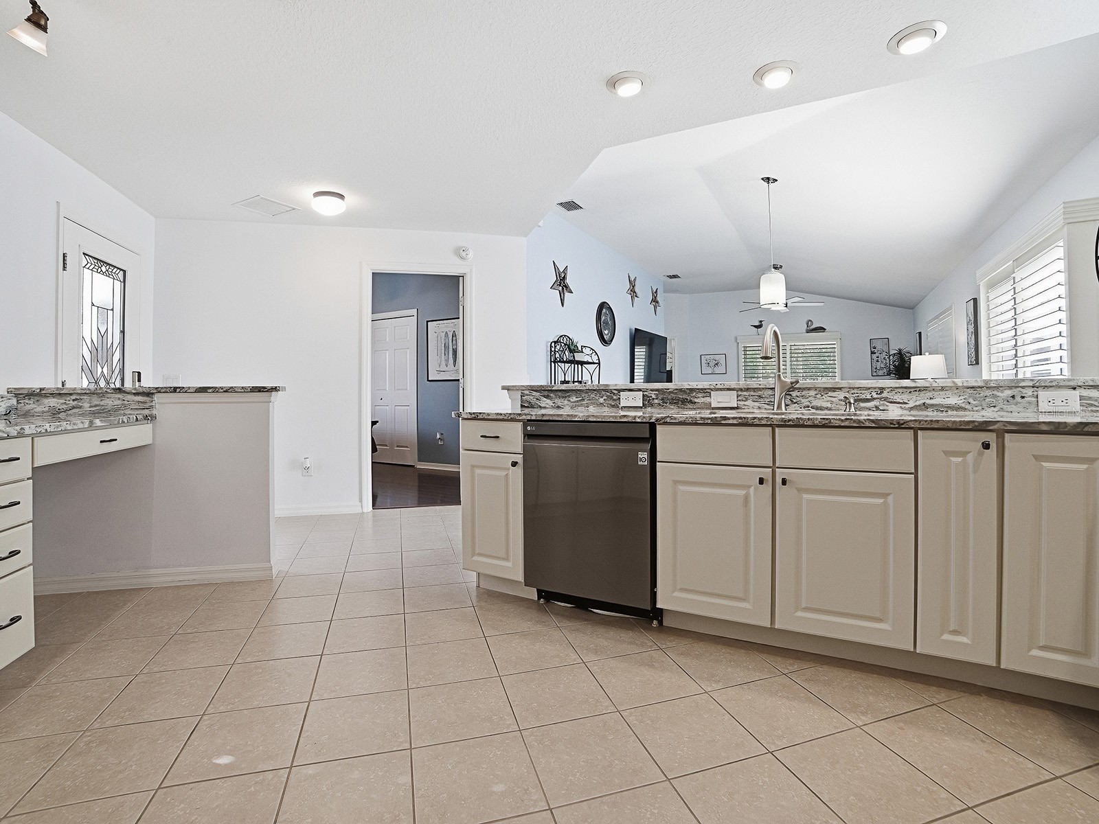 435 Carlisle Court The Villages FL 32162 G5114653 image7