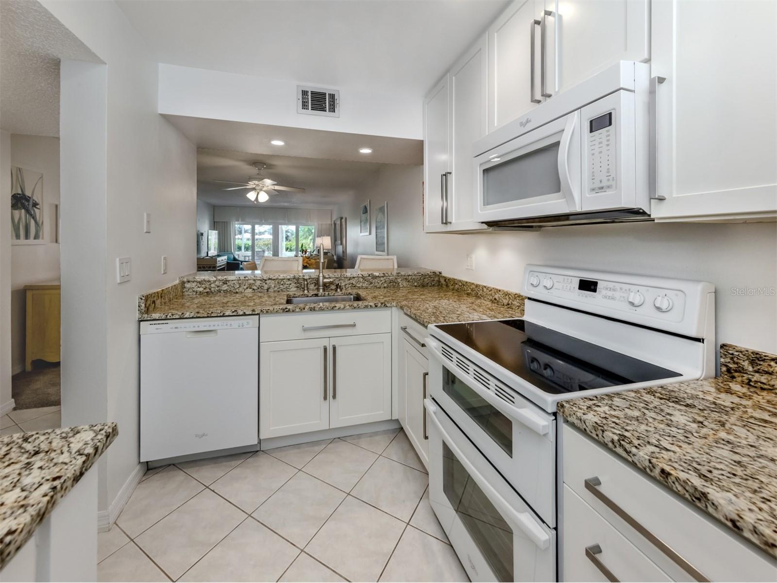 435 Cerromar Lane #326 Venice FL 34293 N6142886 image5