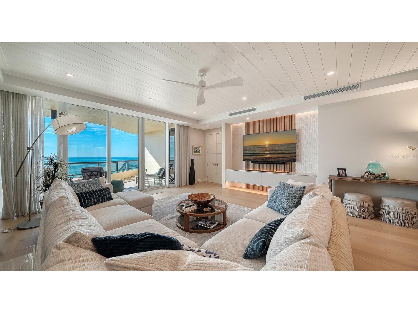 435 L Ambiance Drive #J703 Longboat Key FL 34228 A4667475 image22