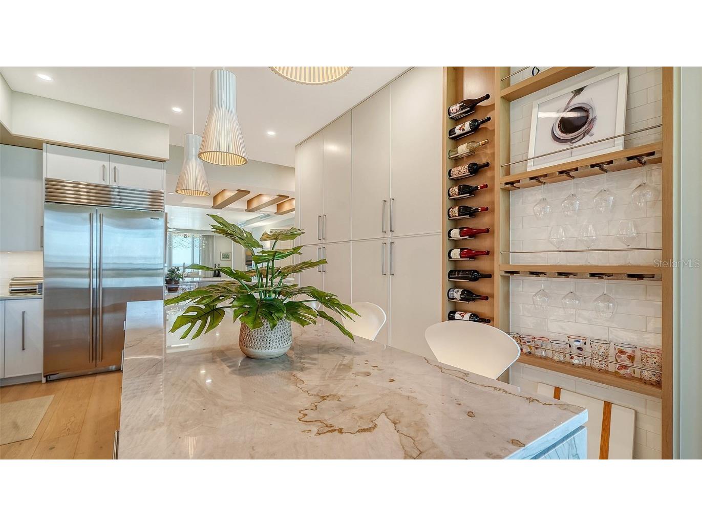 435 L Ambiance Drive #J703 Longboat Key FL 34228 A4667475 image35