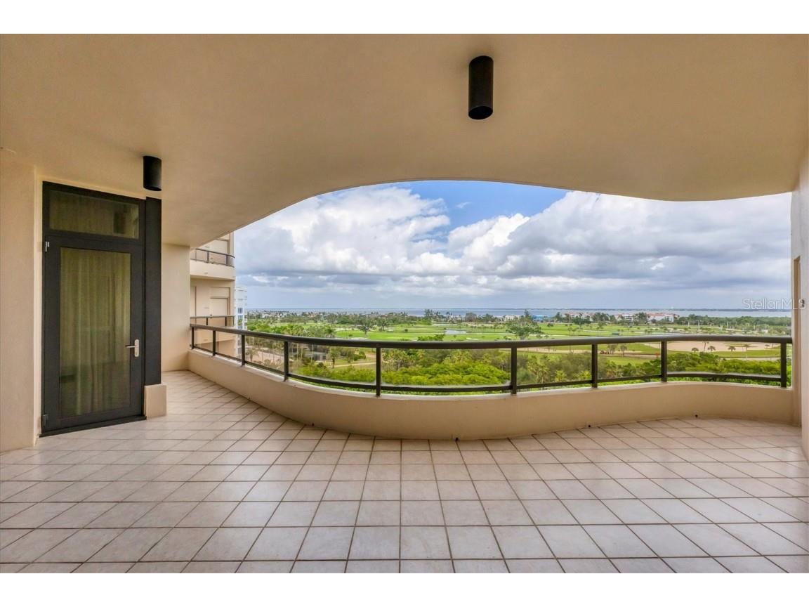 435 L Ambiance Drive #J703 Longboat Key FL 34228 A4667475 image38