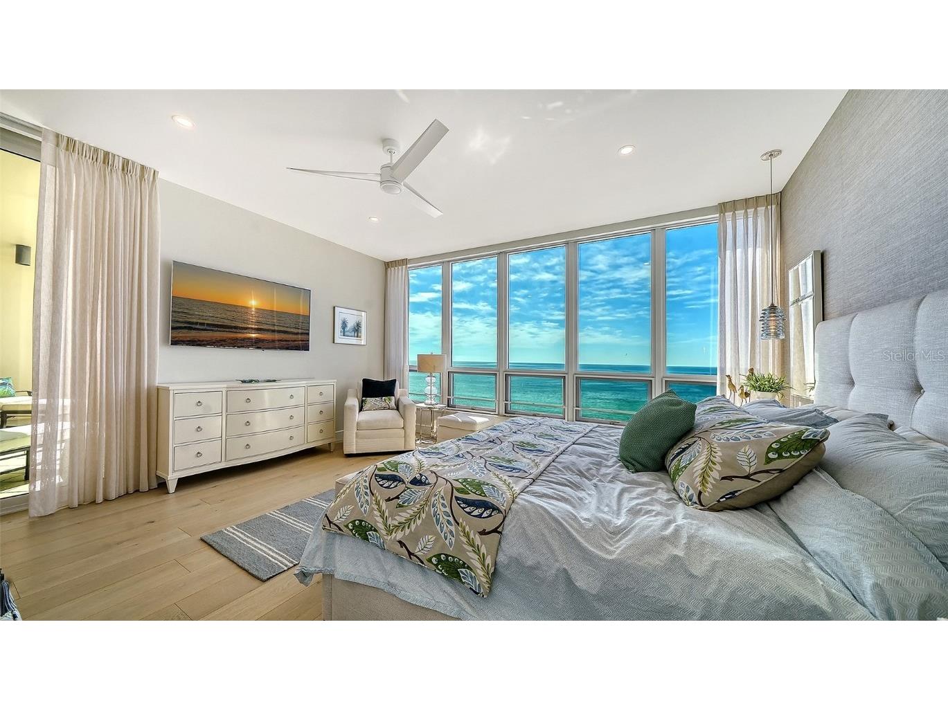 435 L Ambiance Drive #J703 Longboat Key FL 34228 A4667475 image43