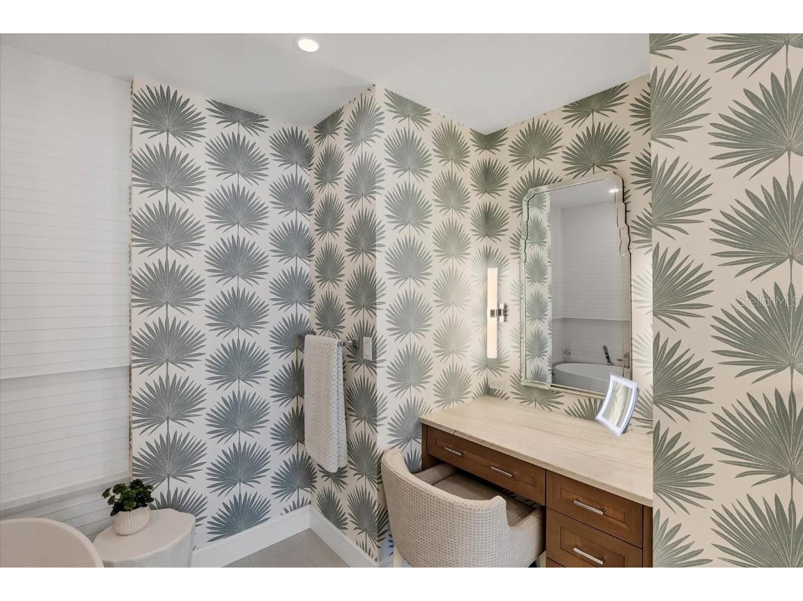 435 L Ambiance Drive #J703 Longboat Key FL 34228 A4667475 image52