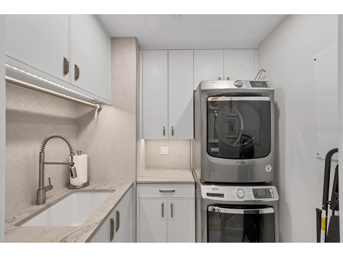 435 L Ambiance Drive #J703 Longboat Key FL 34228 A4667475 image61