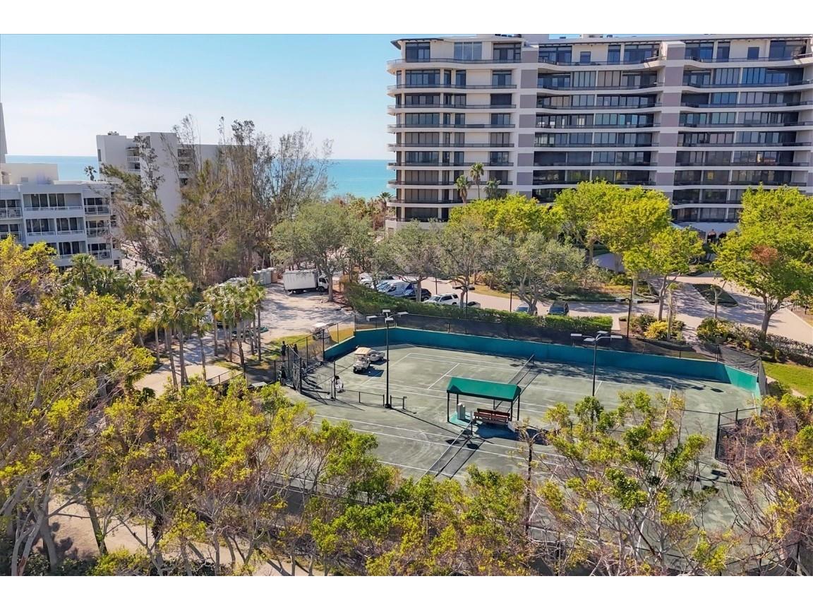 435 L Ambiance Drive #J703 Longboat Key FL 34228 A4667475 image75