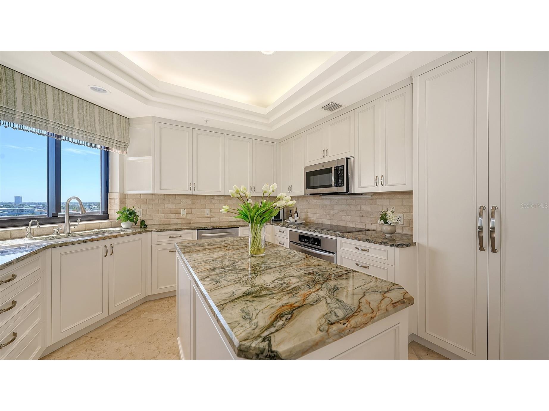 435 L Ambiance Drive #L707 Longboat Key FL 34228 A4663998 image25