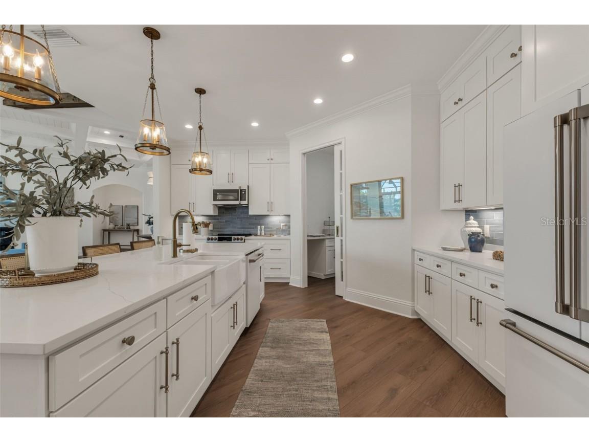 435 La Sila Court Punta Gorda FL 33950 C7516620 image6