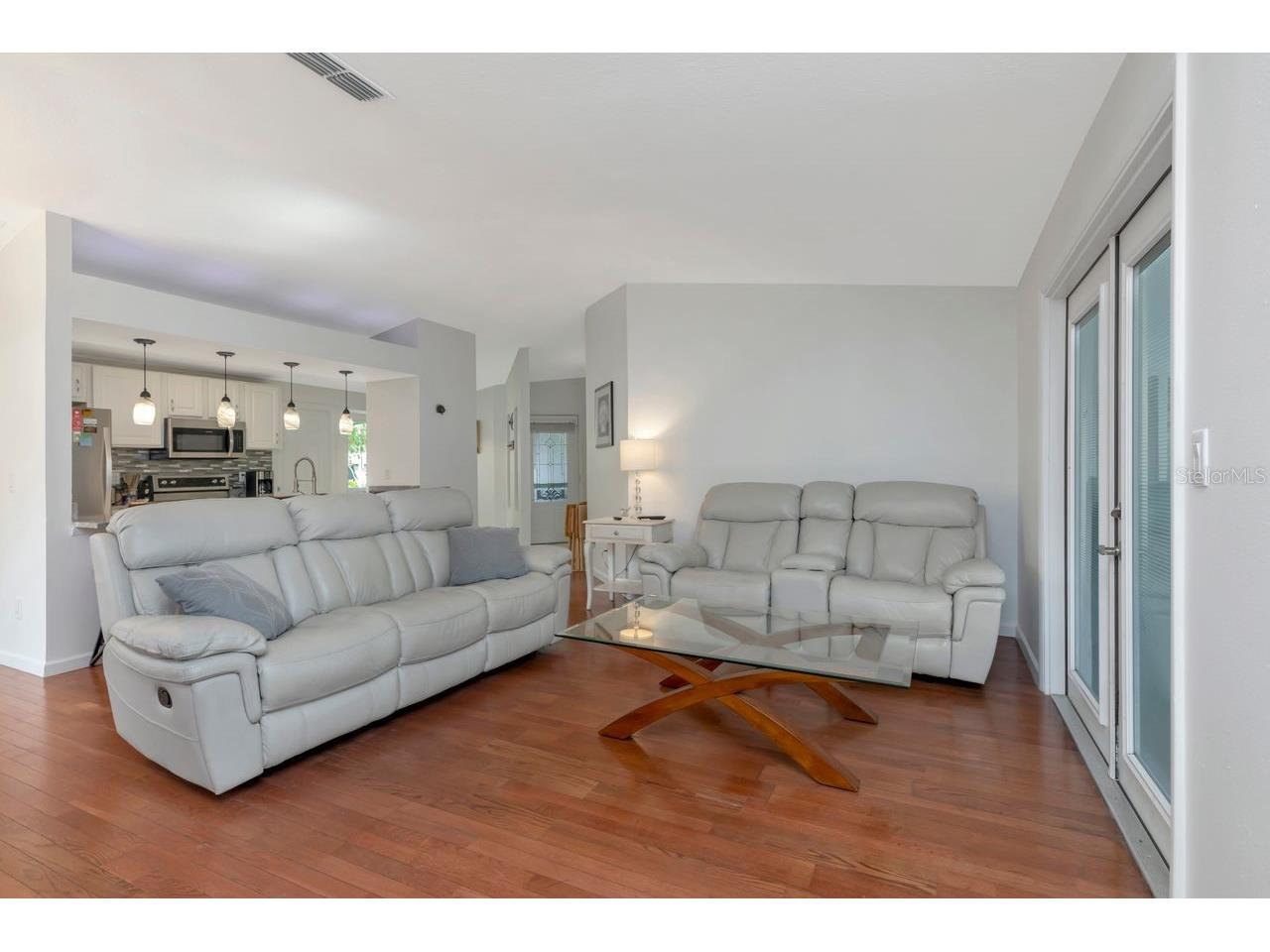435 Lakeview Drive Oldsmar FL 34677 TB8489554 image11