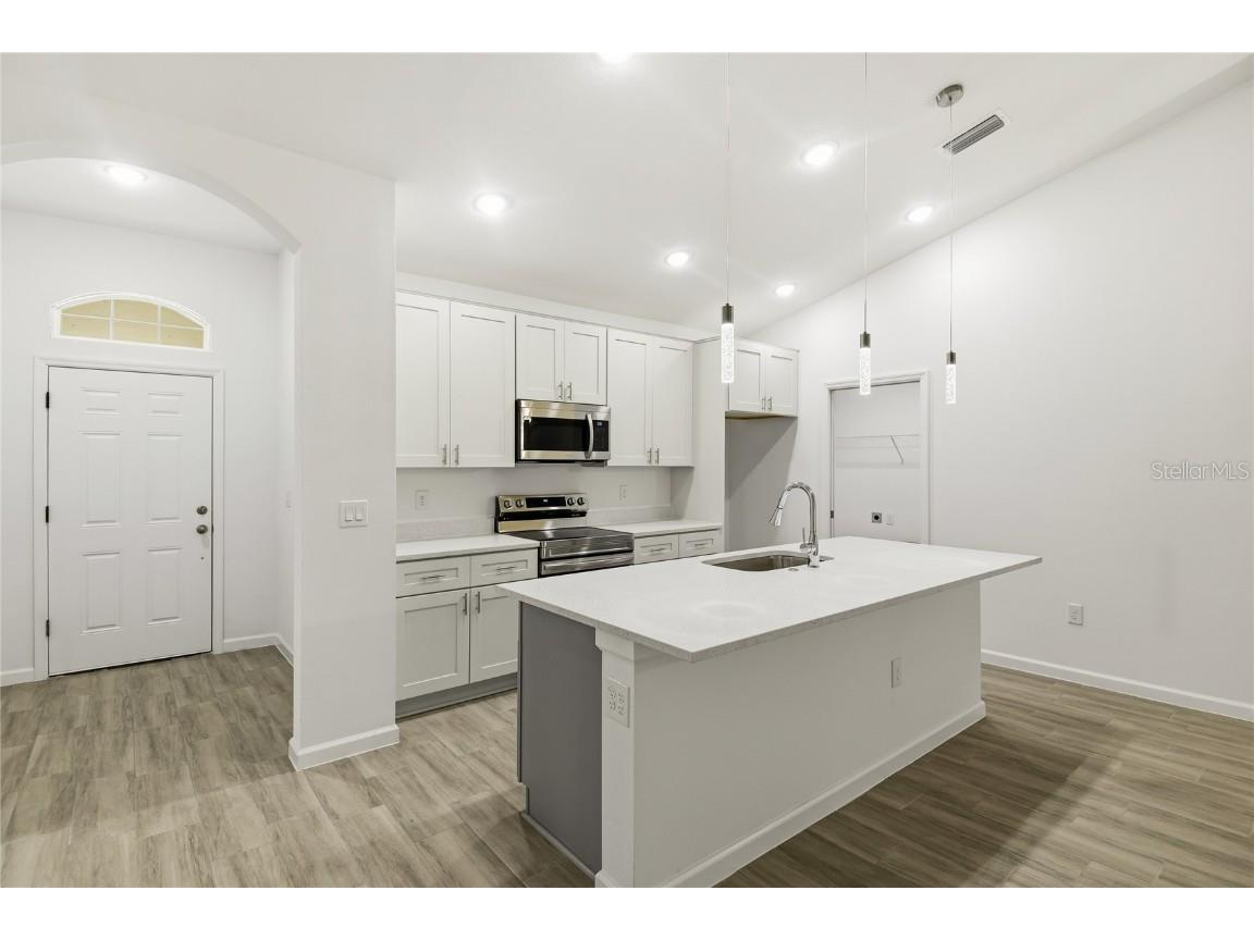 435 Martigues Drive Kissimmee FL 34759 S5134099 image5